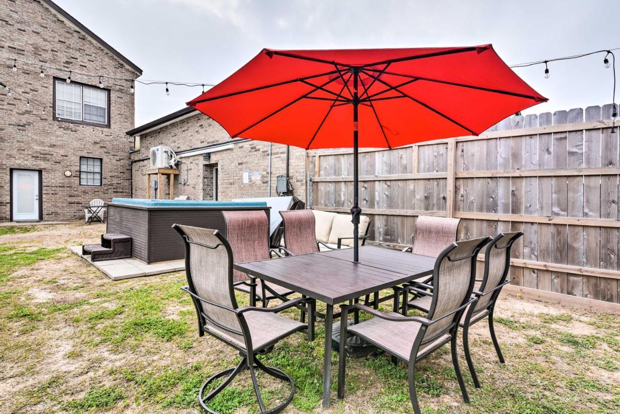 Cozy Galveston Apartment - Walk To Beach And Dining 外观 照片